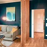 Kaiser Lodge - Apartment With Rooftop Pool & Underground Parking In Vienna, Presented By Alpenluxus